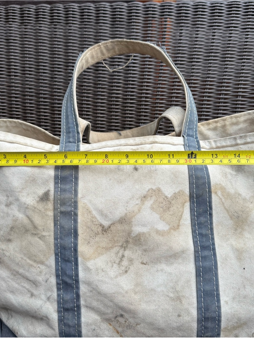 Vintage/Thrashed L.L. Bean Boat and Tote - 80s/90s - Picture 13 of 14